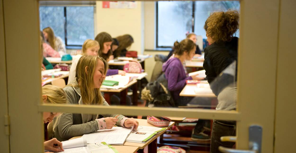 middelbare schoolklas tijdens les