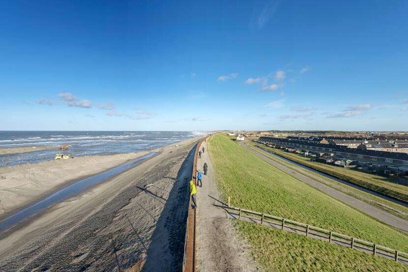 Zeewering bij Petten