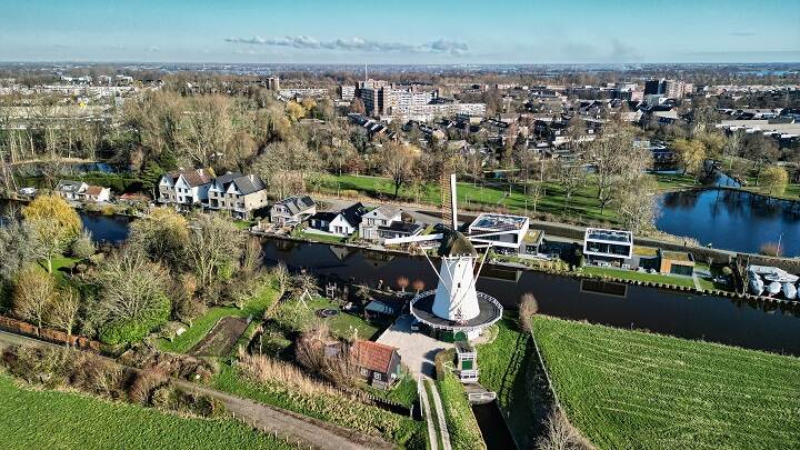 Haastrechtse molen van bovenaf